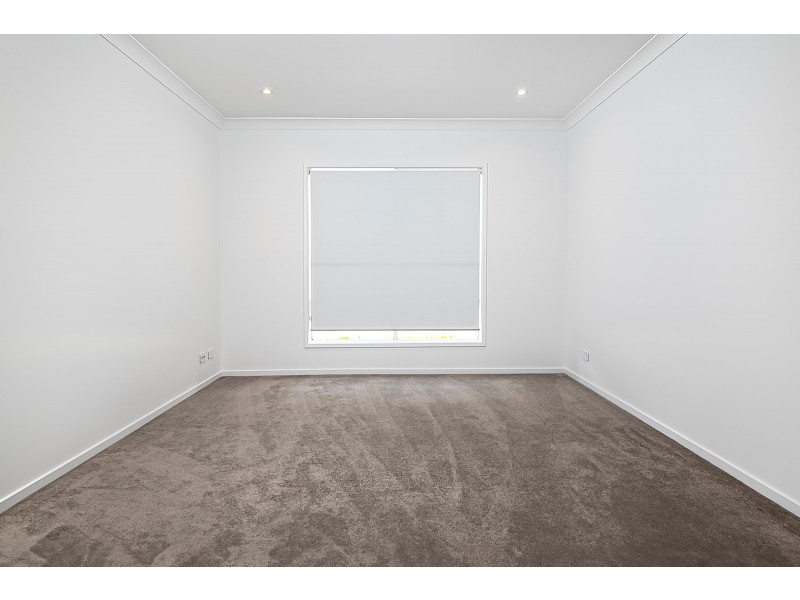 127 Tooloom Circuit, Upper Kedron QLD 4055