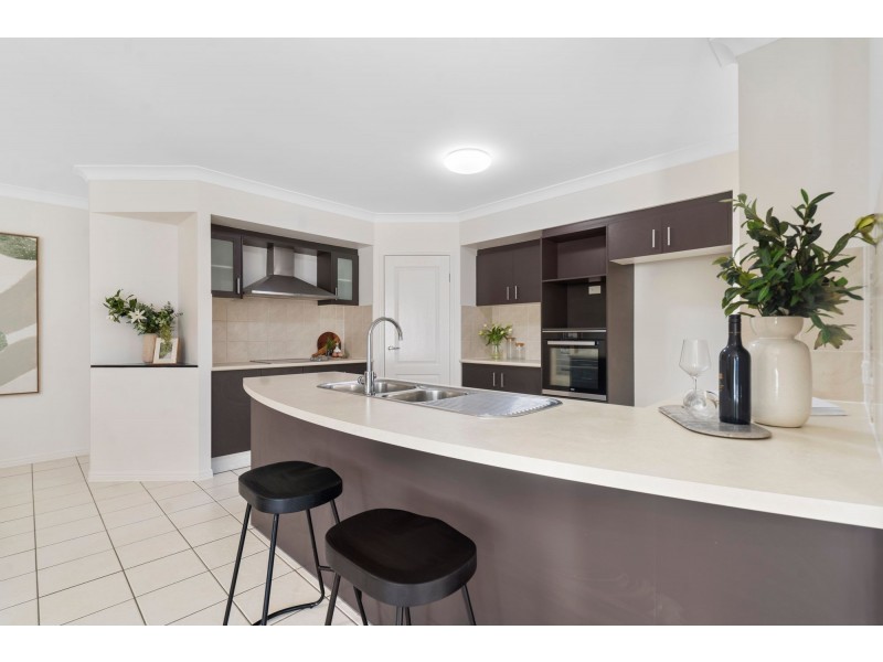 6 Strathburn Crescent, Ormeau QLD 4208