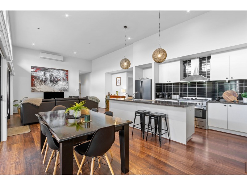 17 Ludlow Crescent, Ormeau Hills QLD 4208