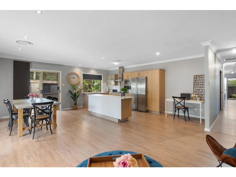 17 Carallia Court, Ormeau QLD 4208