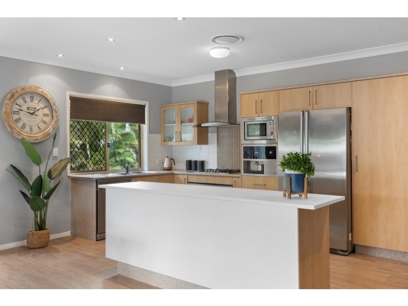 17 Carallia Court, Ormeau QLD 4208