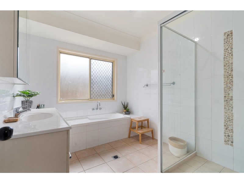 17 Carallia Court, Ormeau QLD 4208