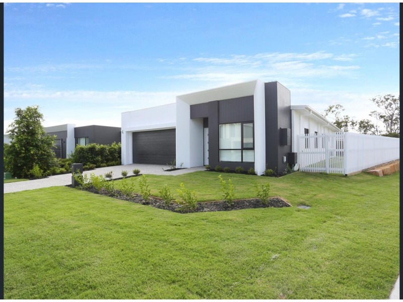 1 Doherty Drive, Pimpama QLD 4209