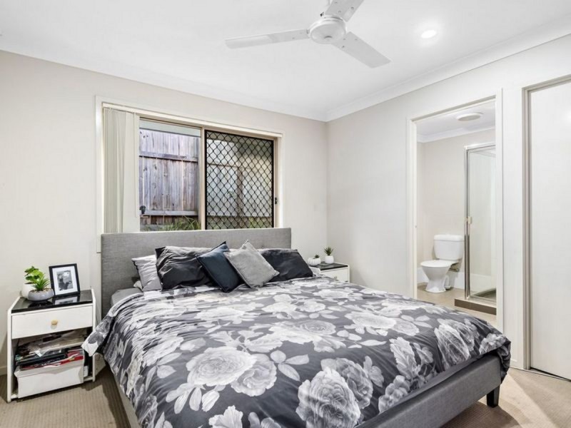 6 Yarrambat Rise, Upper Coomera QLD 4209