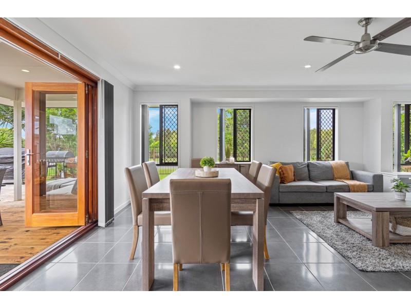 14 Pindar Avenue, Ormeau QLD 4208