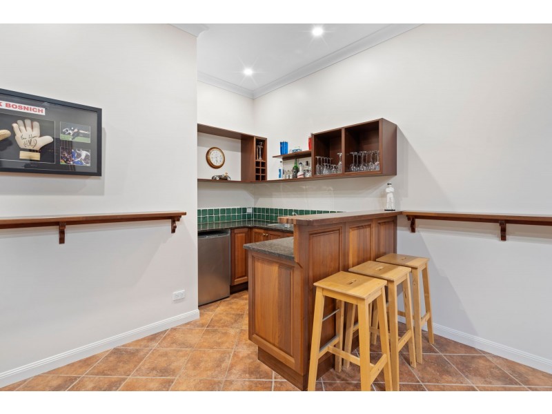 30 Barrenjoey Drive, Ormeau Hills QLD 4208