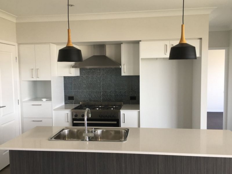 22 Balla Balla Crescent, Ormeau Hills QLD 4208