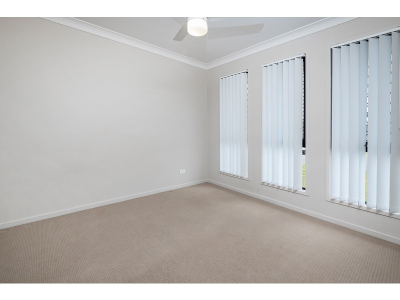 12 Lee Street, Pimpama QLD 4209