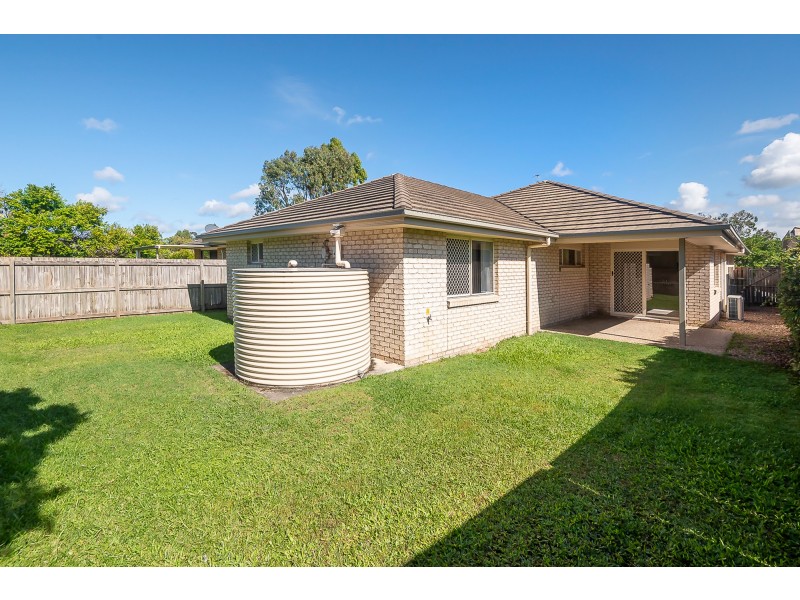 11 Beaumont Drive, Pimpama QLD 4209