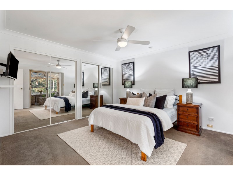 14 Laura Anne Drive, Windaroo QLD 4207