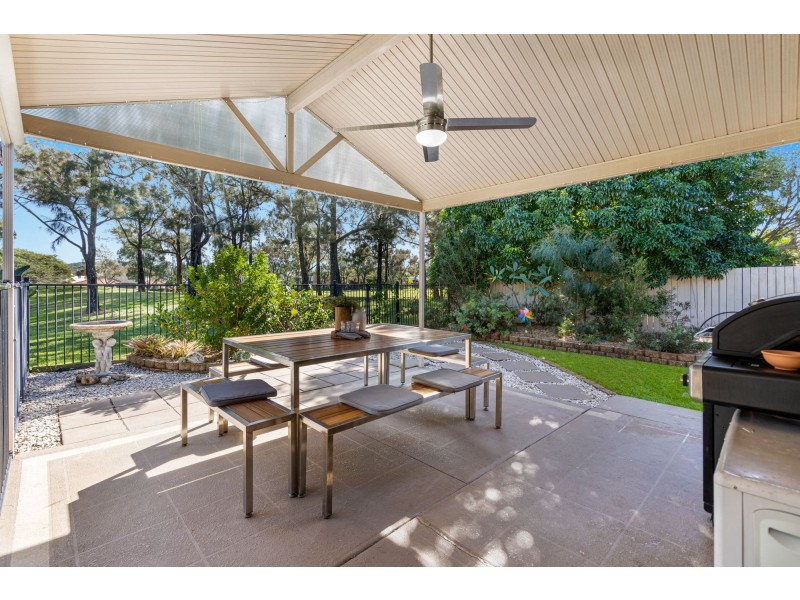 14 Laura Anne Drive, Windaroo QLD 4207