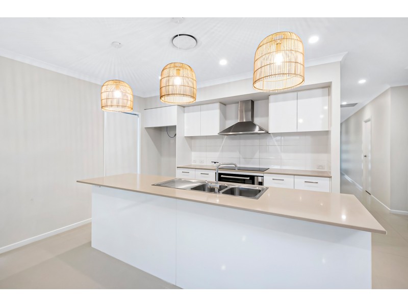 14 Balla Balla Crescent, Ormeau Hills QLD 4208