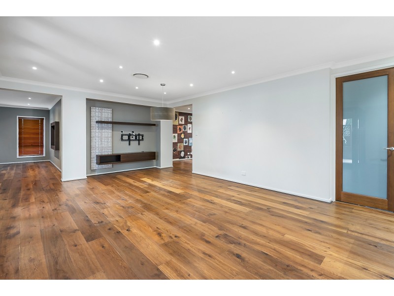 8 Elvire Street, Ormeau Hills QLD 4208