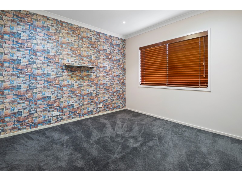 8 Elvire Street, Ormeau Hills QLD 4208