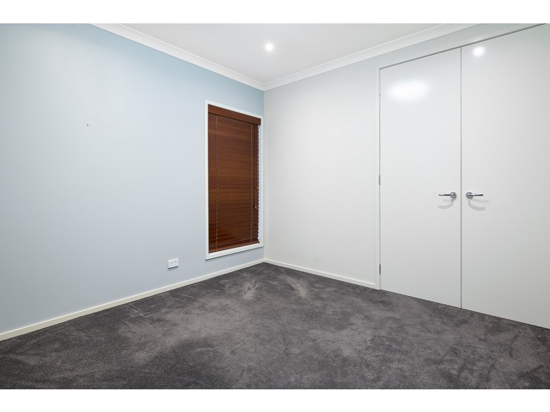 8 Elvire Street, Ormeau Hills QLD 4208