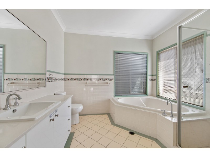 3 Shaw Court, Ormeau QLD 4208