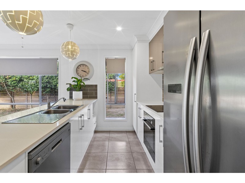 10 Cane Road, Ormeau QLD 4208