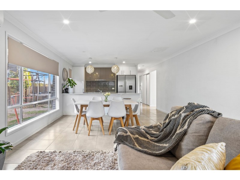 10 Cane Road, Ormeau QLD 4208