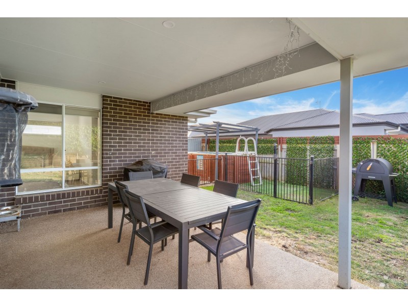 10 Cane Road, Ormeau QLD 4208