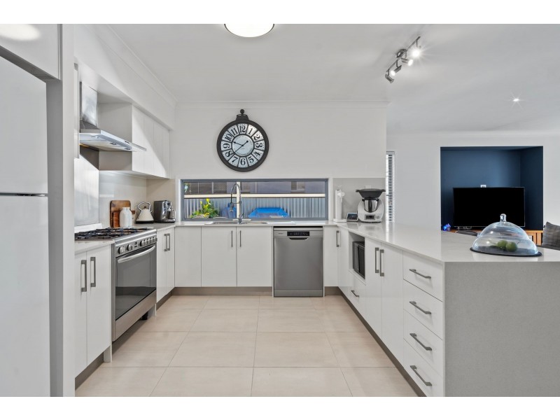 25 Stoney Creek Circuit, Ormeau QLD 4208