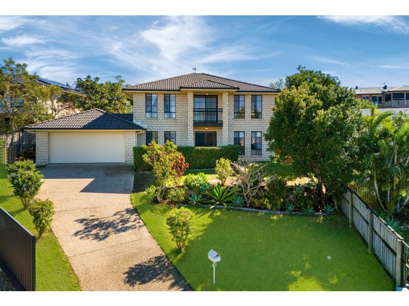 3 Maty Place, Pacific Pines QLD 4211