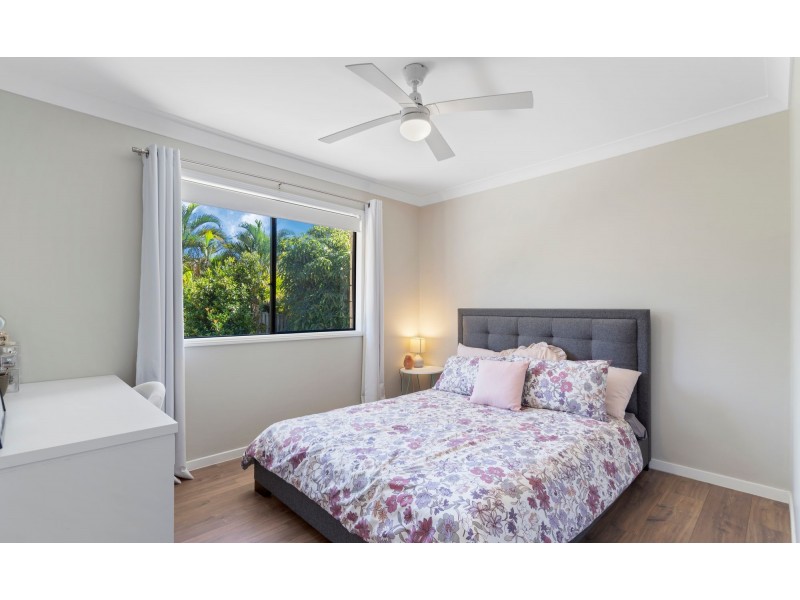 3 Maty Place, Pacific Pines QLD 4211