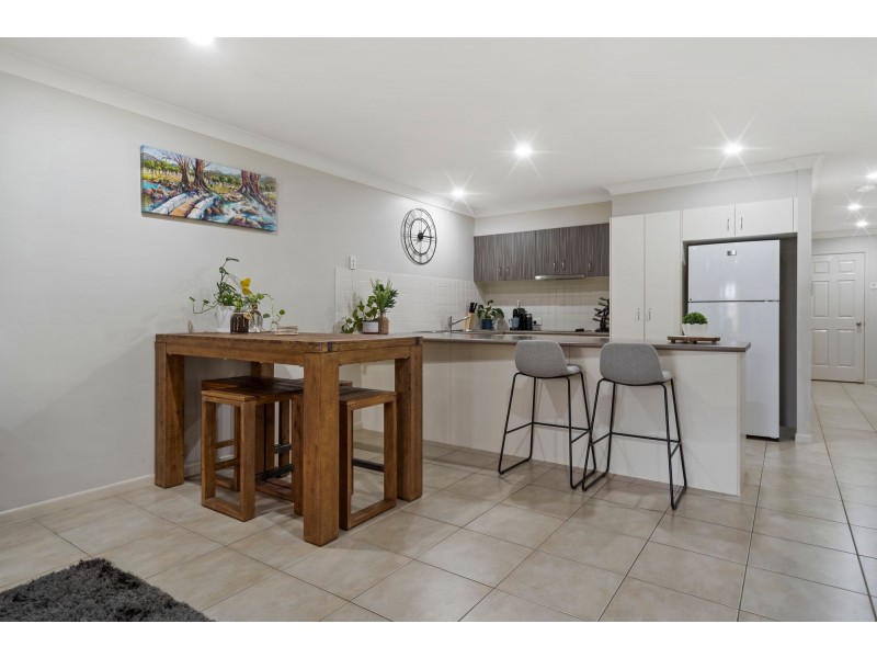 2/15 Benson Street, Ormeau QLD 4208