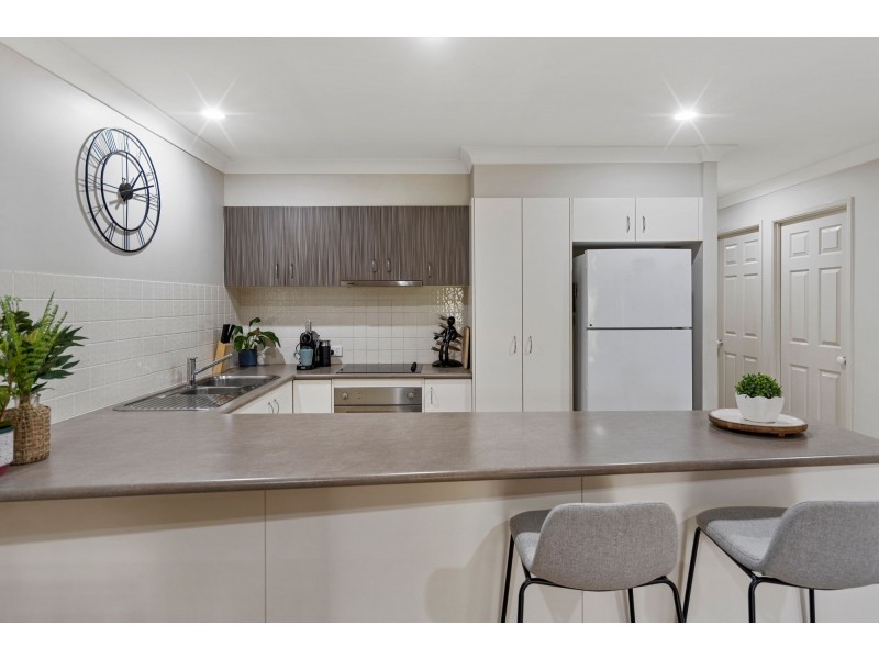 2/15 Benson Street, Ormeau QLD 4208