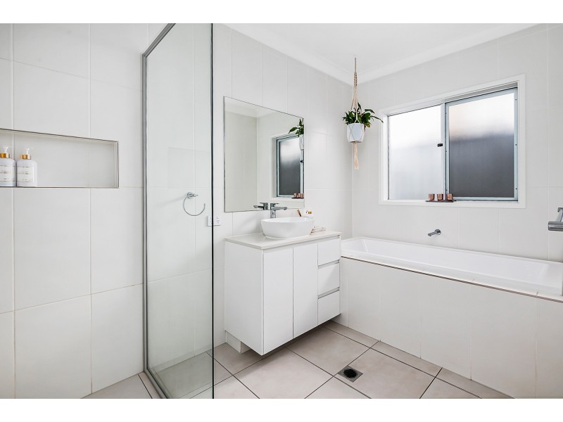 90 McCreadie Road, Ormeau Hills QLD 4208