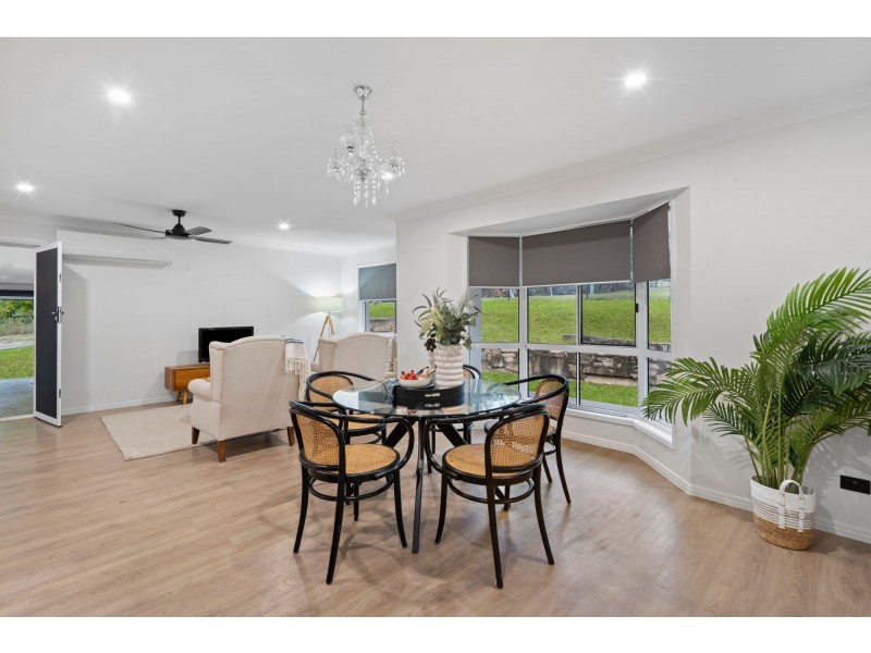 16 Richland Drive, Bannockburn QLD 4207