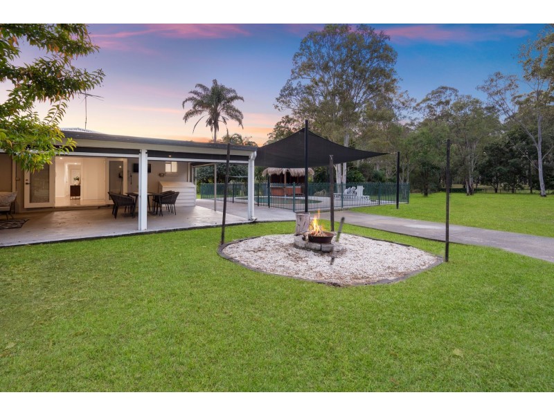 16 Richland Drive, Bannockburn QLD 4207