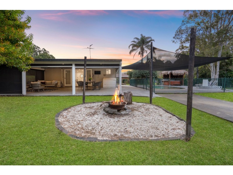 16 Richland Drive, Bannockburn QLD 4207