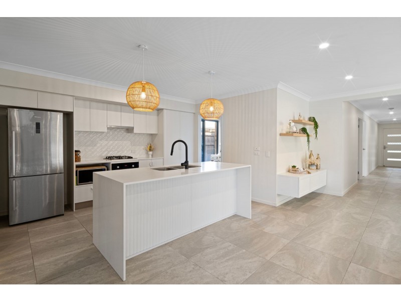 26 Brookside Circuit, Ormeau QLD 4208