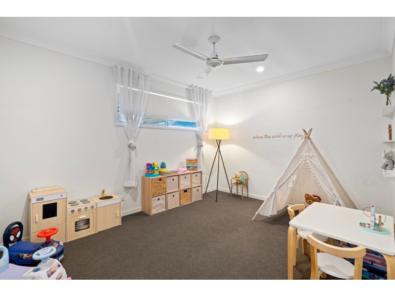 26 Brookside Circuit, Ormeau QLD 4208