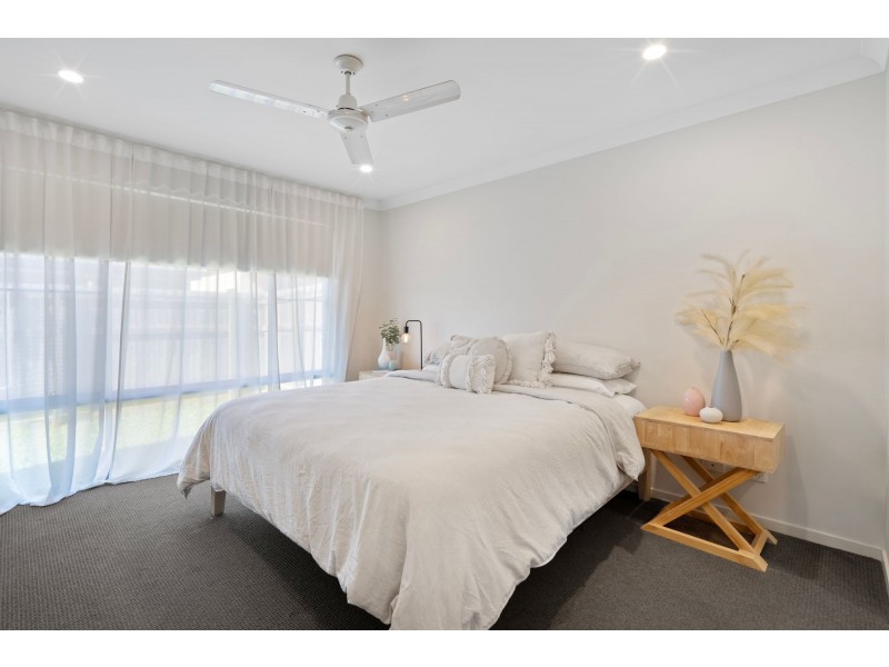 26 Brookside Circuit, Ormeau QLD 4208
