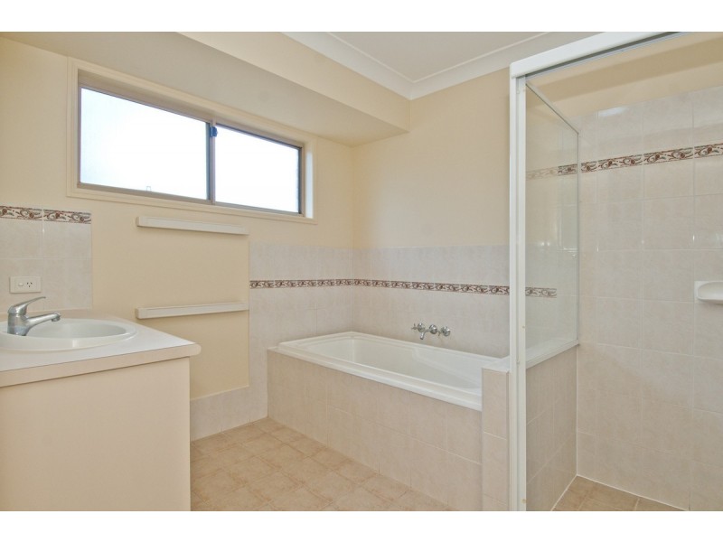 5 Schablon Close, Ormeau Hills QLD 4208