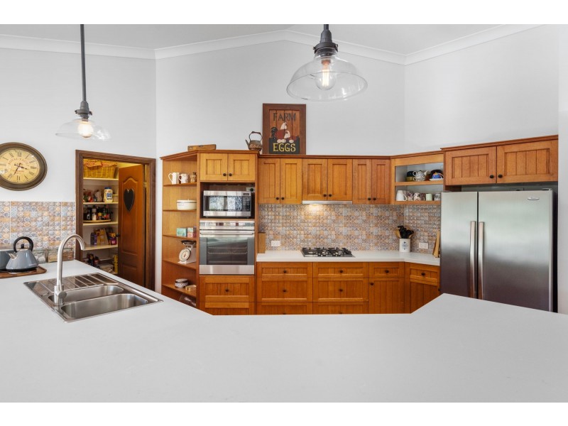 15 Mobbs Place, Ormeau QLD 4208