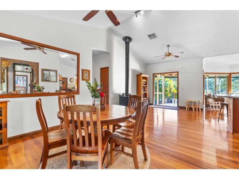 15 Mobbs Place, Ormeau QLD 4208