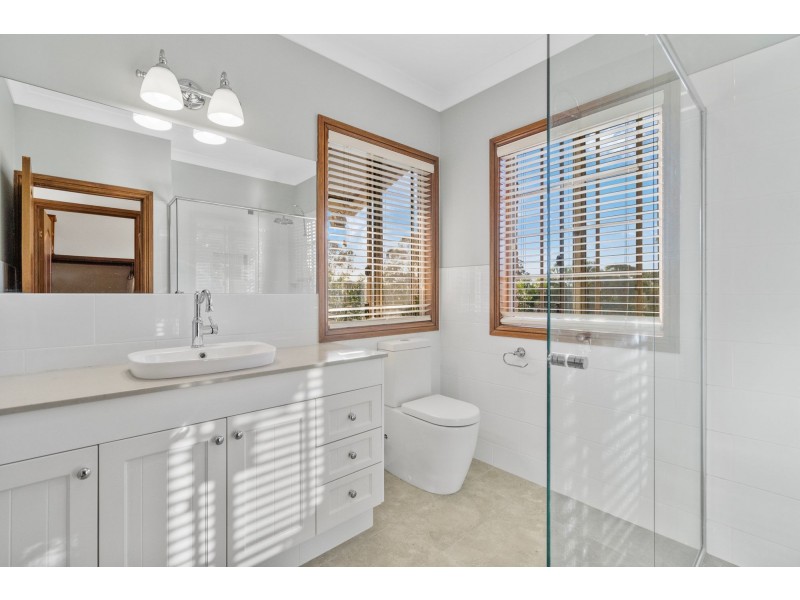 15 Mobbs Place, Ormeau QLD 4208