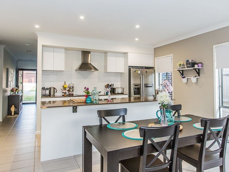 27 Adelaide Crescent, Ormeau Hills QLD 4208