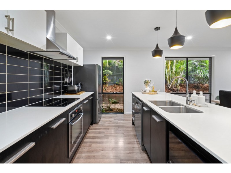 7 Summerhill Crescent, Ormeau Hills QLD 4208