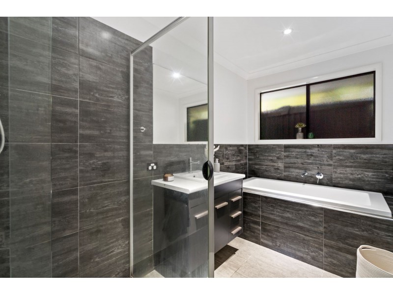 7 Summerhill Crescent, Ormeau Hills QLD 4208