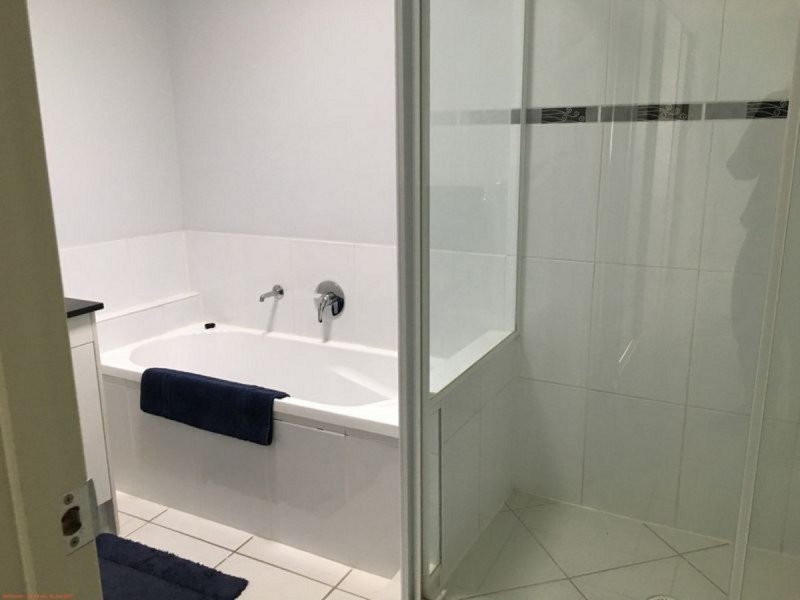 25 Charlton Crescent, Ormeau QLD 4208