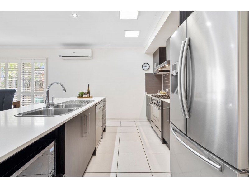 28 Daylesford Circuit, Ormeau QLD 4208