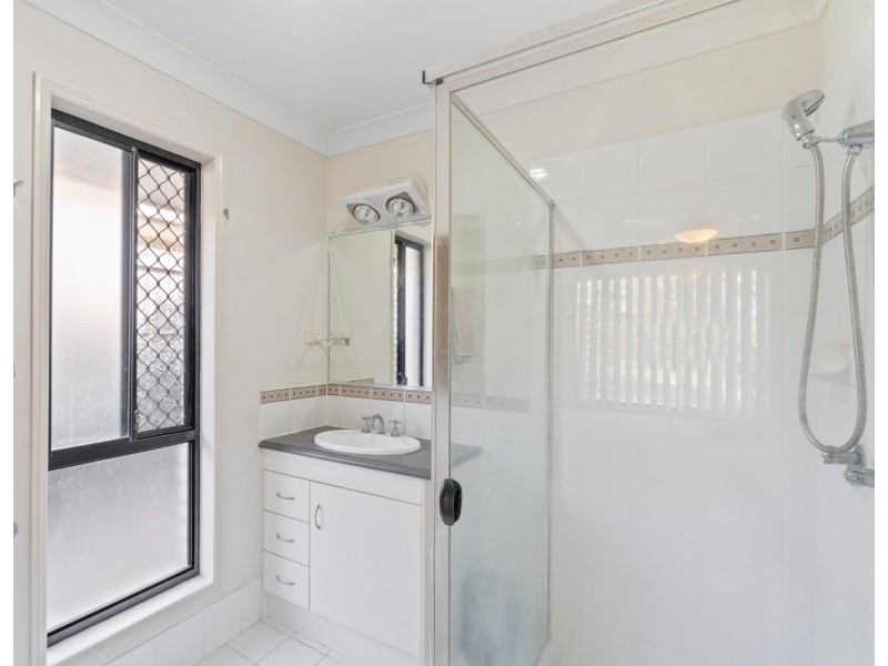 19 Dahlia Crescent, Ormeau QLD 4208