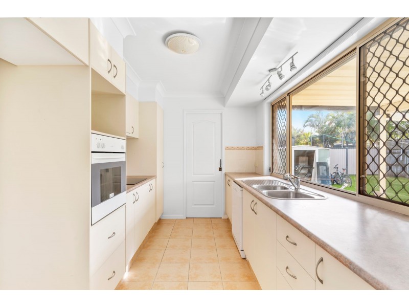 12 Manatoka Place, Ormeau QLD 4208