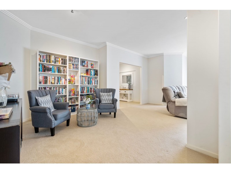 4 Cedarton Crescent, Ormeau QLD 4208