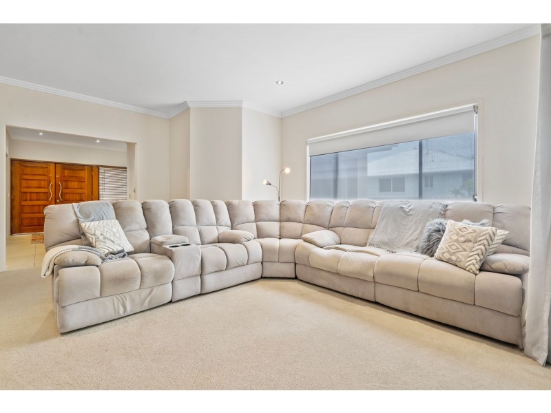 4 Cedarton Crescent, Ormeau QLD 4208