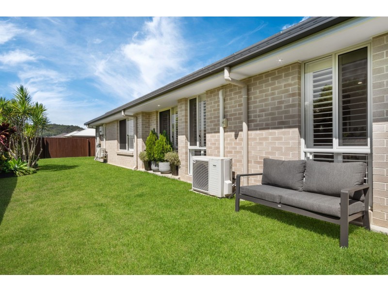 1 Beaufort Crescent, Ormeau Hills QLD 4208