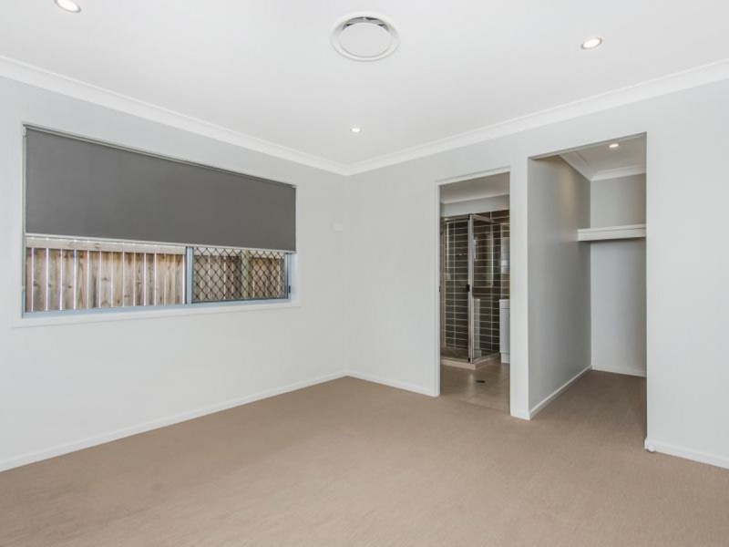 10 Helena Street, Ormeau Hills QLD 4208